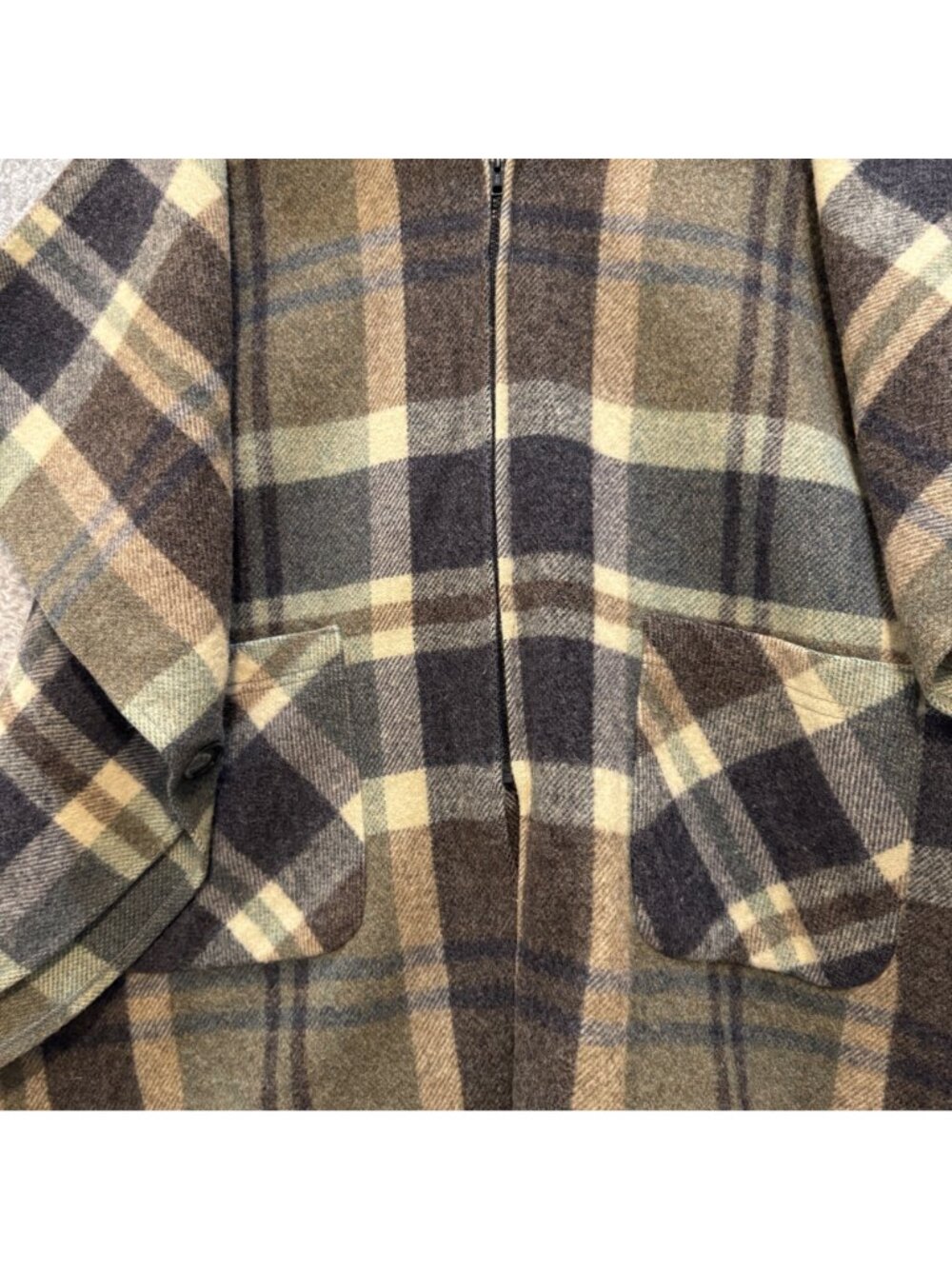 Vintage Amana Woolen Mills Poncho Size L 1970s Boho Hippie Earth Tones Plaid - Picture 6 of 11